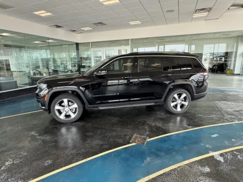 Photos of 2021 Jeep Grand Cherokee L Limited for sale in Boone, IA at Pat Clemons Inc.
