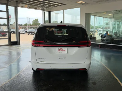More photos of 2024 Chrysler Pacifica Touring L at Pat Clemons Inc., IA