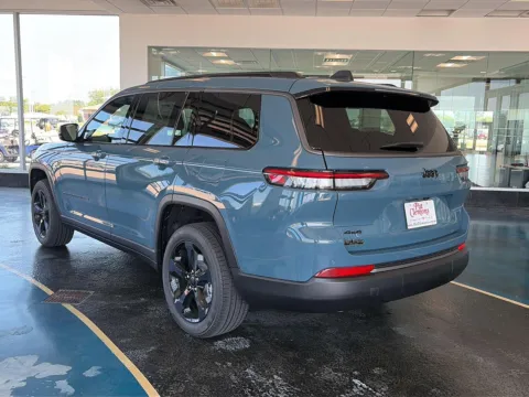 Another view of 2026 Jeep Grand Cherokee L Limited for sale in Boone, IA at Pat Clemons Inc.