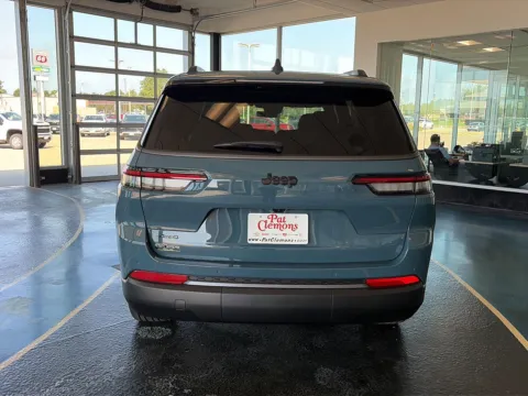 More photos of 2026 Jeep Grand Cherokee L Limited at Pat Clemons Inc., IA