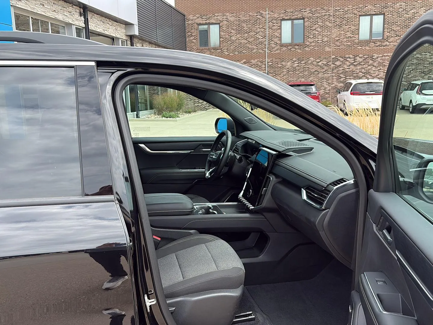 2025 GMC Acadia Elevation - Photo 11
