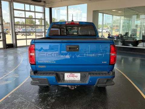 More photos of 2021 Chevrolet Colorado 4WD Z71 at Pat Clemons Inc., IA