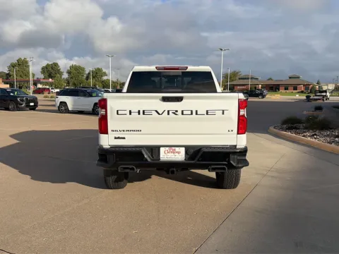 More photos of 2026 Chevrolet Silverado 1500 LT Trail Boss at Pat Clemons Inc., IA