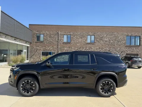 Photos of 2027 Chevrolet Traverse AWD Z71 for sale in Boone, IA at Pat Clemons Inc.