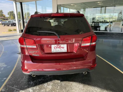 More photos of 2011 Dodge Journey LUX at Pat Clemons Inc., IA