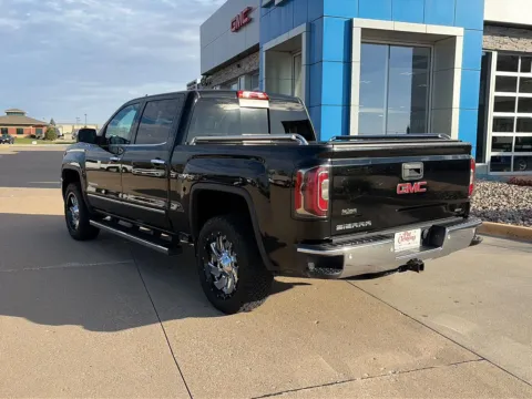 Another view of 2018 GMC Sierra 1500 SLT for sale in Boone, IA at Pat Clemons Inc.