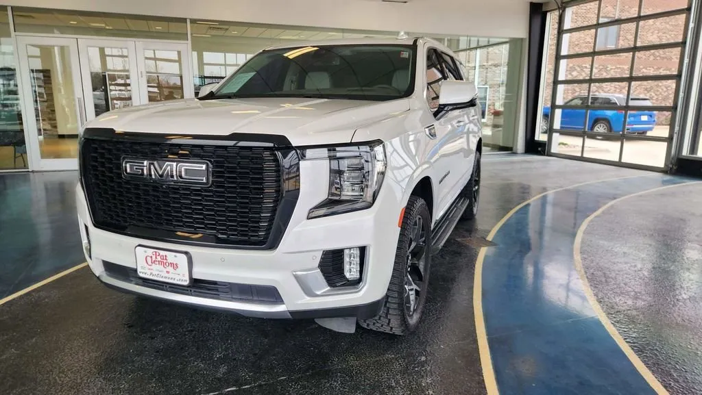 2022 GMC Yukon Denali for sale in Boone, IA