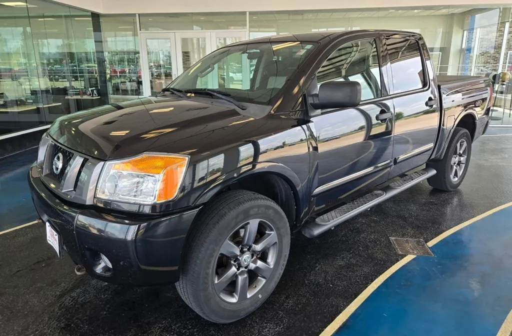 2012 Nissan Titan SV for sale in Boone, IA