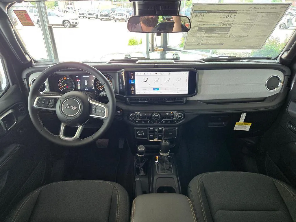 2025 Jeep Wrangler 4-Door Sahara - Photo 34