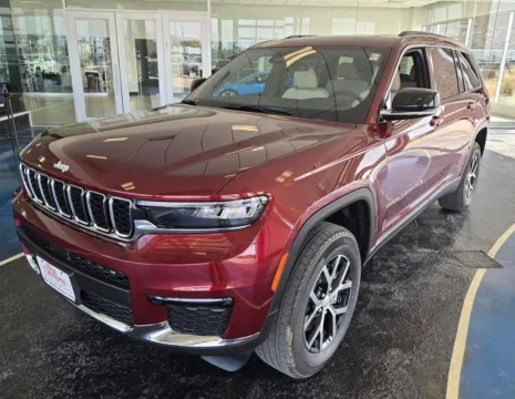 Red 2025 Jeep Grand Cherokee L Limited for sale in Boone, IA