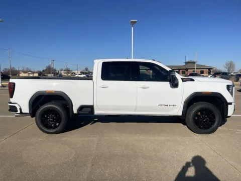 More photos of 2025 GMC Sierra 2500HD AT4 at Pat Clemons Inc., IA