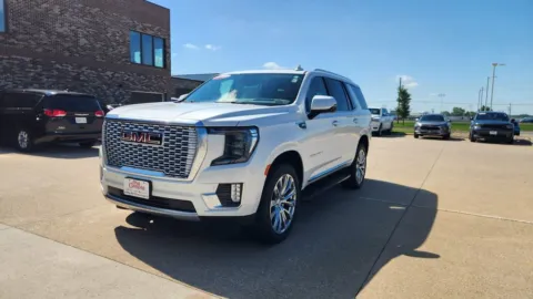 White 2024 GMC Yukon Denali for sale in Boone, IA
