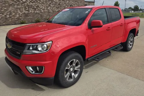 Red 2018 Chevrolet Colorado 4WD Z71 for sale in Boone, IA