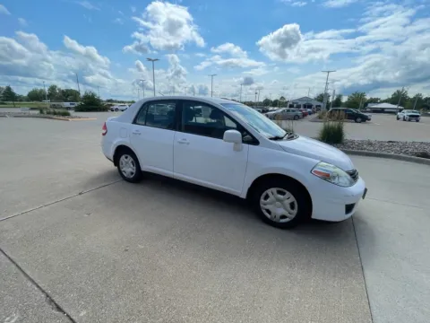 More photos of 2010 Nissan Versa 1.8 S at Pat Clemons Inc., IA