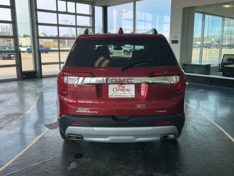 More photos of 2022 GMC Acadia SLE at Pat Clemons Inc., IA