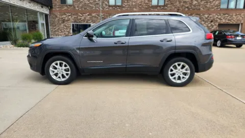 Photos of 2017 Jeep Cherokee Latitude for sale in Boone, IA at Pat Clemons Inc.