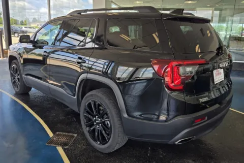 Another view of 2022 GMC Acadia SLE for sale in Boone, IA at Pat Clemons Inc.