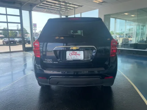 More photos of 2017 Chevrolet Equinox LS at Pat Clemons Inc., IA