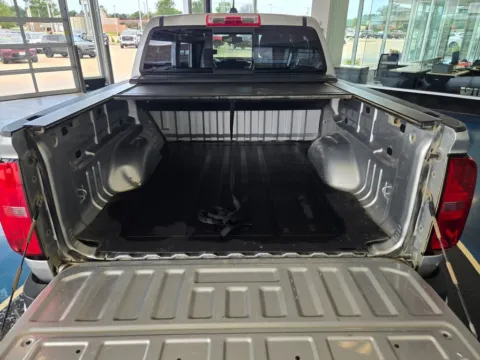 More photos of 2016 Chevrolet Colorado 4WD Z71 at Pat Clemons Inc., IA