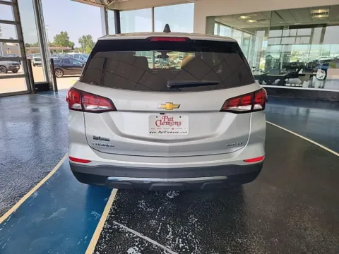 More photos of 2022 Chevrolet Equinox LT at Pat Clemons Inc., IA