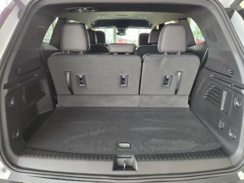 More photos of 2026 GMC Acadia AWD Elevation at Pat Clemons Inc., IA
