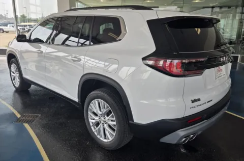 Another view of 2026 GMC Acadia AWD Elevation for sale in Boone, IA at Pat Clemons Inc.
