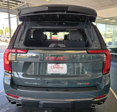 More photos of 2025 GMC Yukon AT4 at Pat Clemons Inc., IA