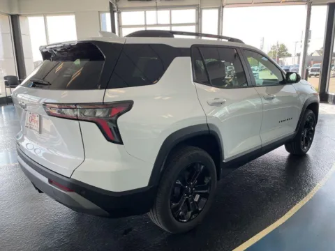More photos of 2026 Chevrolet Equinox AWD LT at Pat Clemons Inc., IA