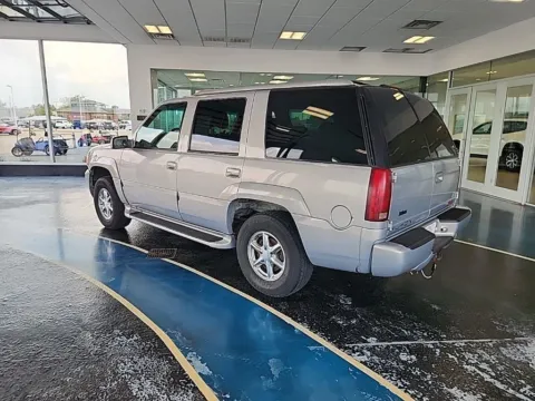 Another view of 1999 GMC Denali for sale in Boone, IA at Pat Clemons Inc.