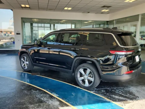 Another view of 2021 Jeep Grand Cherokee L Limited for sale in Boone, IA at Pat Clemons Inc.