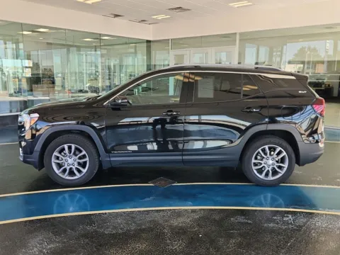 Photos of 2024 GMC Terrain SLT for sale in Boone, IA at Pat Clemons Inc.