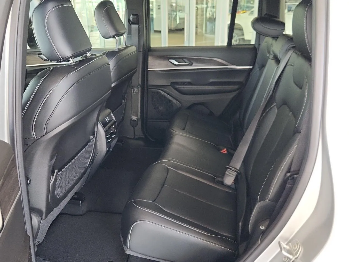 2025 Jeep Grand Cherokee Limited - Photo 30