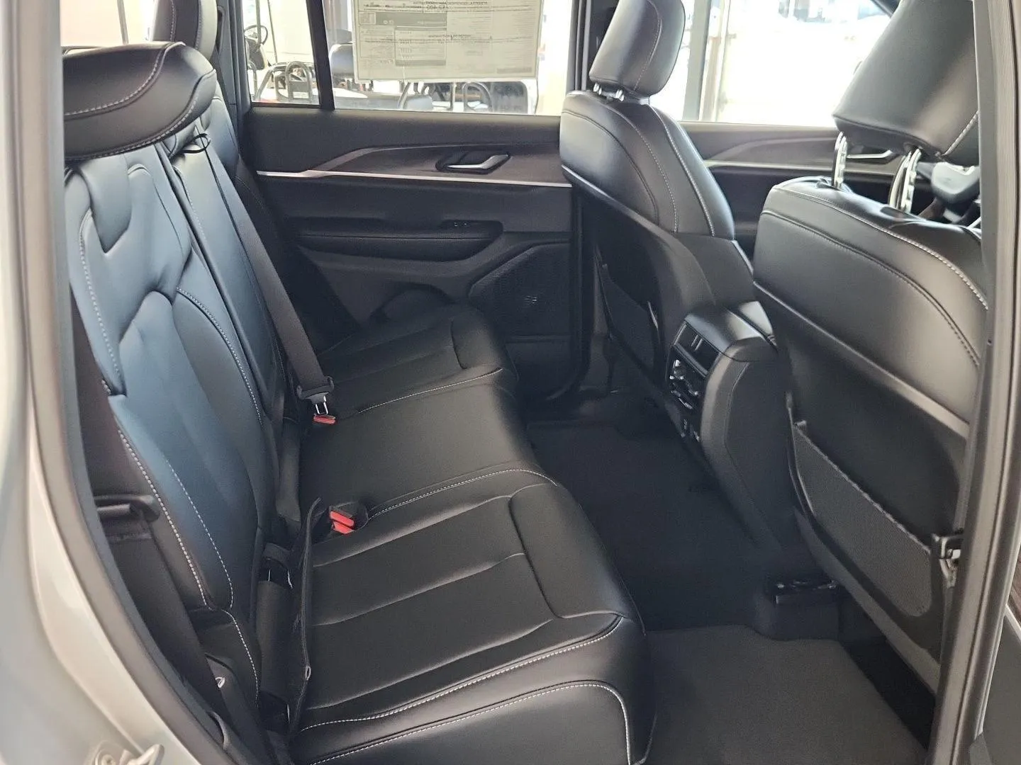 2025 Jeep Grand Cherokee Limited - Photo 33