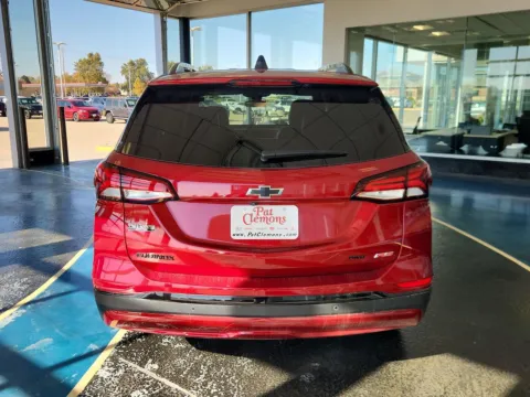 More photos of 2024 Chevrolet Equinox RS at Pat Clemons Inc., IA