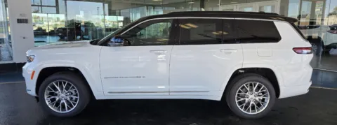 Photos of 2025 Jeep Grand Cherokee L Summit for sale in Boone, IA at Pat Clemons Inc.