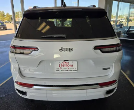 More photos of 2025 Jeep Grand Cherokee L Summit at Pat Clemons Inc., IA