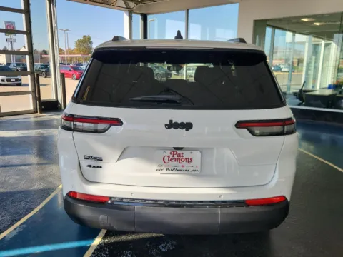More photos of 2024 Jeep Grand Cherokee L Altitude at Pat Clemons Inc., IA
