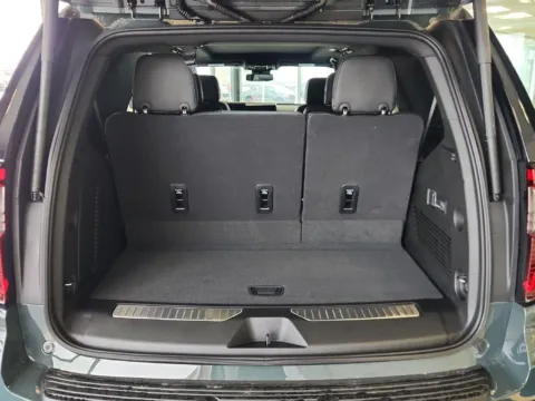 More photos of 2026 GMC Yukon AT4 at Pat Clemons Inc., IA