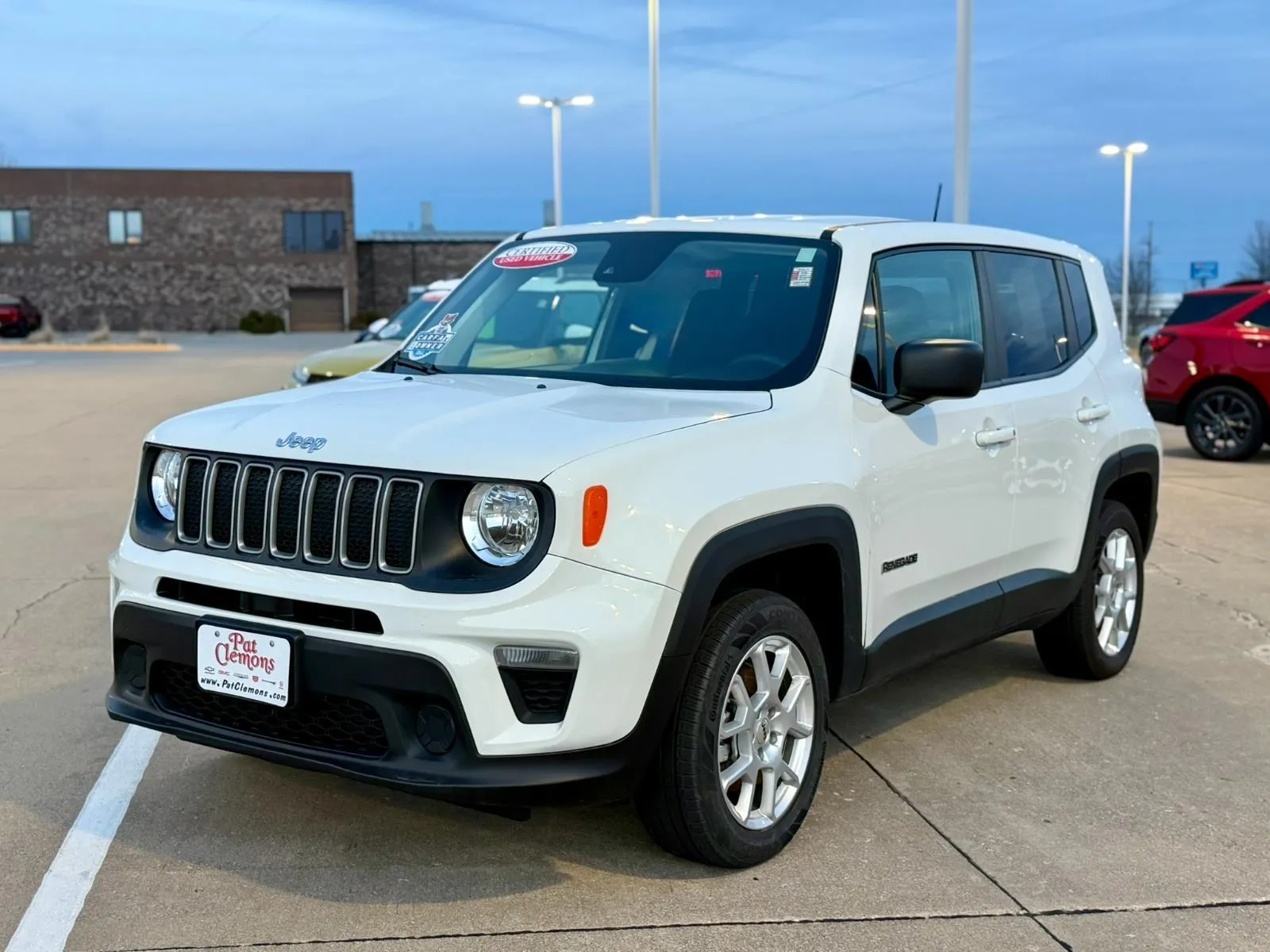 White 2023 Jeep Renegade Latitude for sale in Boone, IA