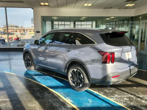 Another view of 2024 Kia Sorento S for sale in Boone, IA at Pat Clemons Inc.