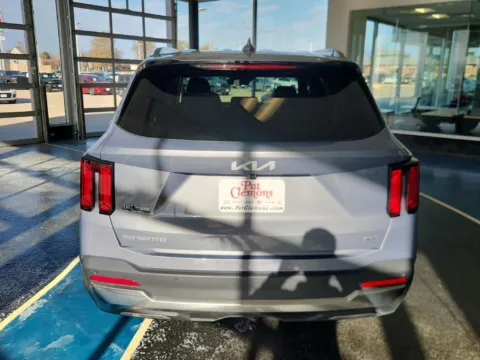 More photos of 2024 Kia Sorento S at Pat Clemons Inc., IA