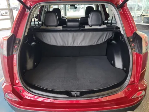 More photos of 2018 Toyota RAV4 Limited at Pat Clemons Inc., IA