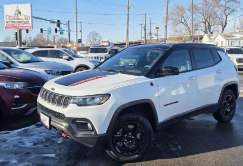White 2024 Jeep Compass Trailhawk for sale in Des Moines, IA