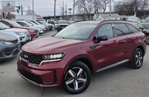 Red 2023 Kia Sorento S for sale in Des Moines, IA