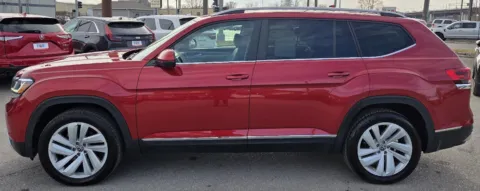 More photos of 2021 Volkswagen Atlas 3.6L V6 SEL at Capital City Motor Company, IA