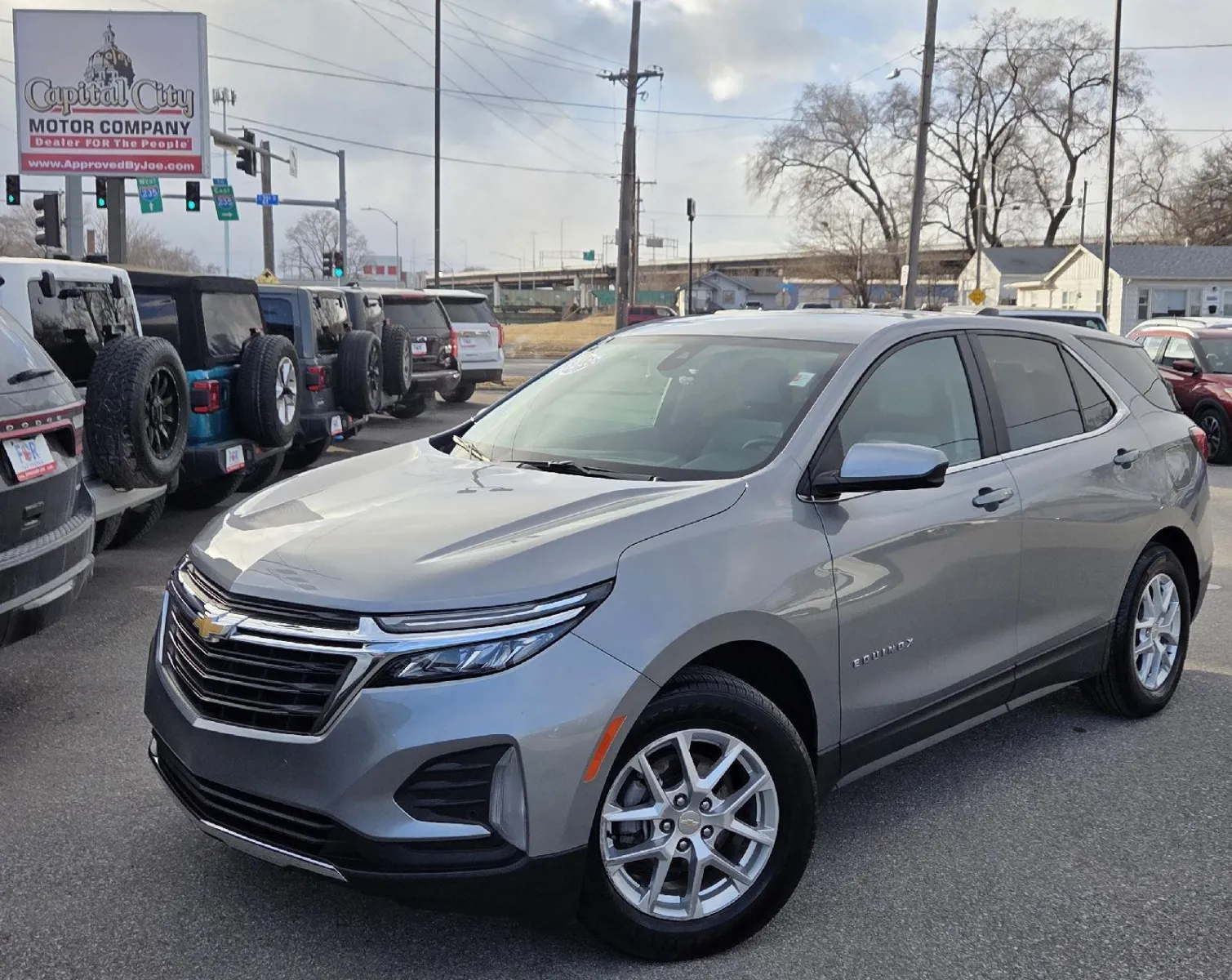 Gray 2024 Chevrolet Equinox LT for sale in Des Moines, IA