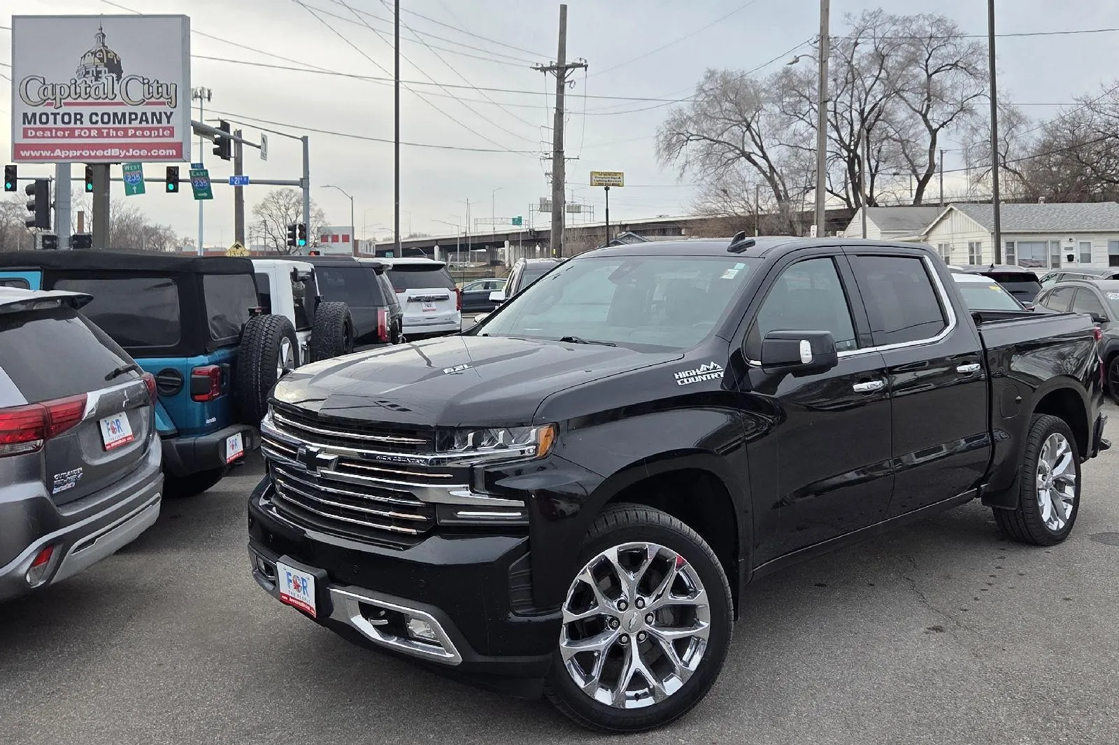 Black 2020 Chevrolet Silverado 1500 High Country for sale in Des Moines, IA