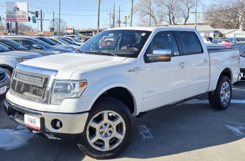 Black 2014 Ford F-150 XLT for sale in Des Moines, IA