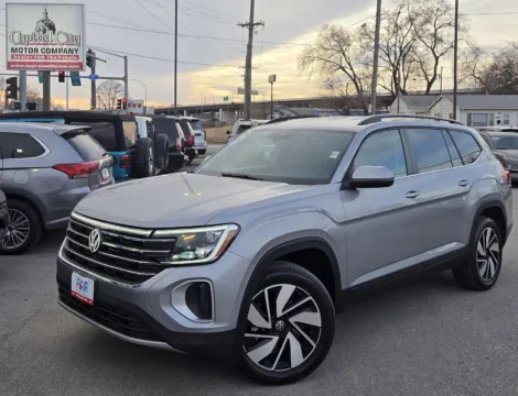 Red 2024 VOLKSWAGEN ATLAS SE for sale in Des Moines, IA