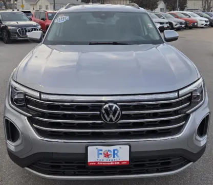 Another view of 2024 VOLKSWAGEN ATLAS SE for sale in Des Moines, IA at Capital City Motor Company